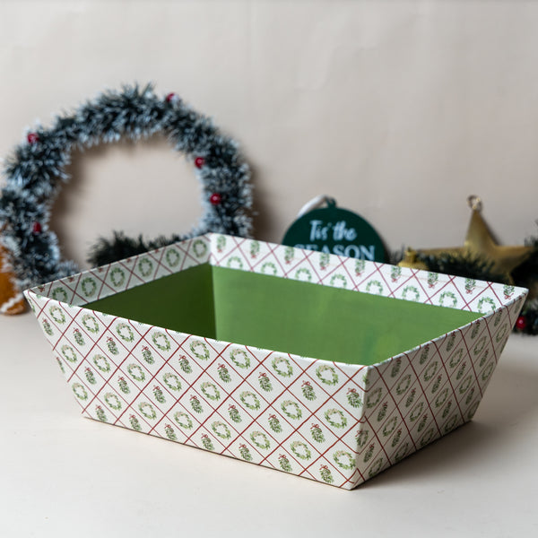 Mistletoe Green Basket