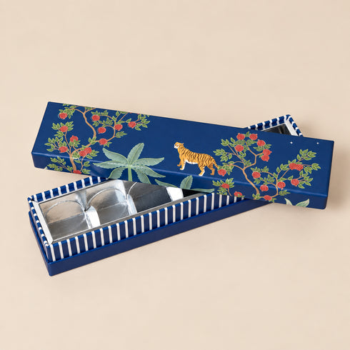 Bageecha Sapphire Cuff Style Chocolate/Mithai Box - Cavity of 6 pcs