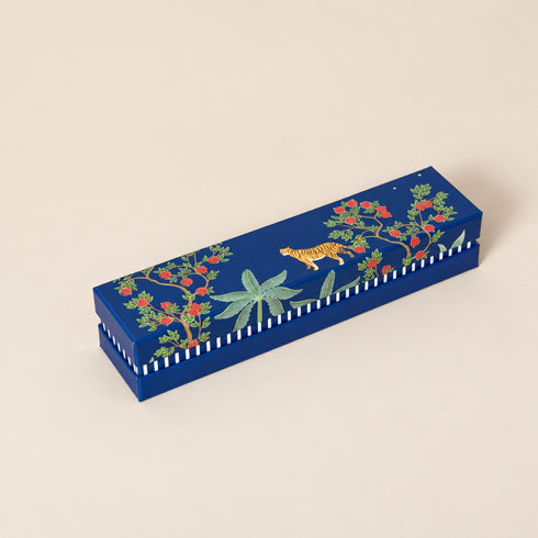 Bageecha Sapphire Cuff Style Chocolate/Mithai Box - Cavity of 6 pcs