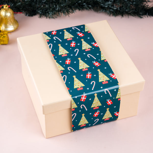 Christmas Cream Gift Box with Mistletoe Magic Green Sleeve