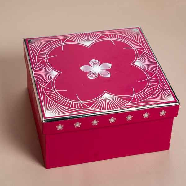 Utsav Rani Pink Gift Box