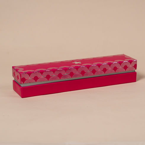 Utsav Rani Pink Cuff Style Mithai/Chocolate Box ( Cavity of 6 pcs )