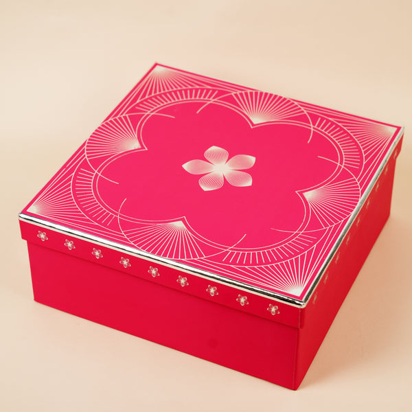 Utsav Rani Pink Gift Box