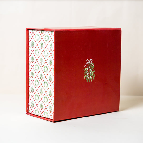 Mistletoe Red Magnetic Box