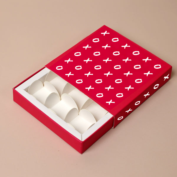 XOXO Print Valentine's Edit Chocolate Box (Cavity of 9 pcs) price per unit : Rs. 75